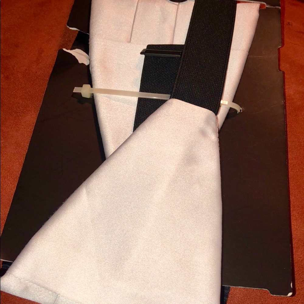 Cummerbund - Picture 2 of 2
